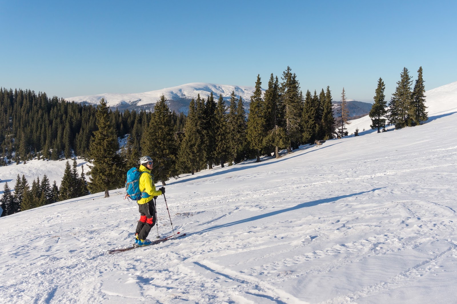  Coborâre spre stația meteo Cuntu - Alina Cirja