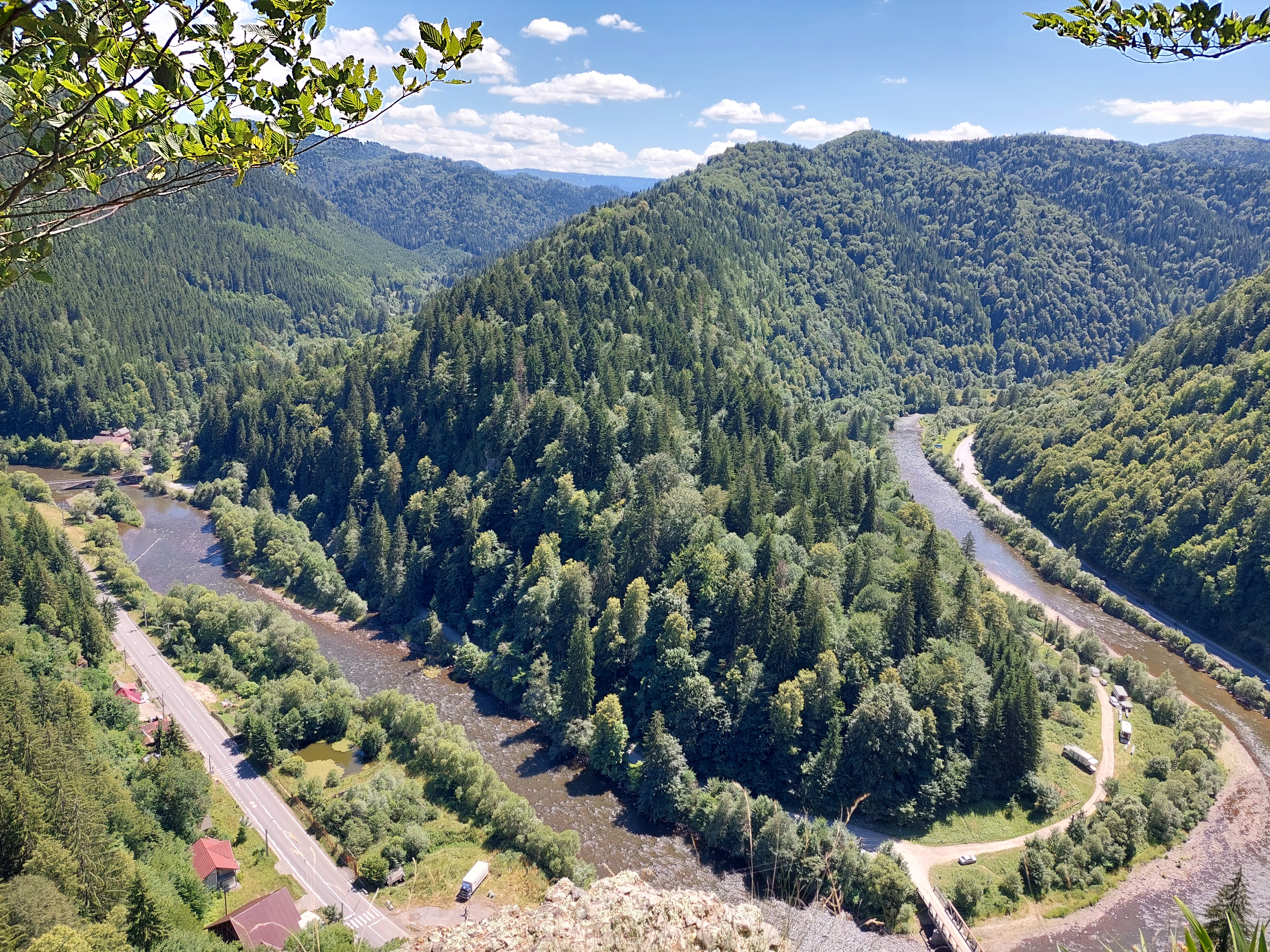  Sălard- Stâncile Sărăcin