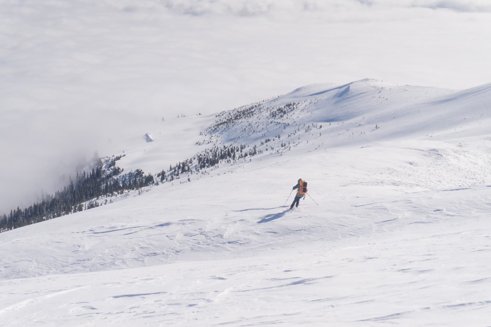 De pe vârful Roșu spre Alpina Blazna - Alina Cîrja