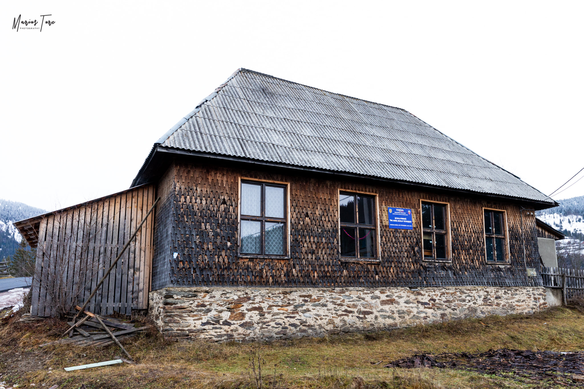  Scoala primară din Pătrușești - Marius Turc