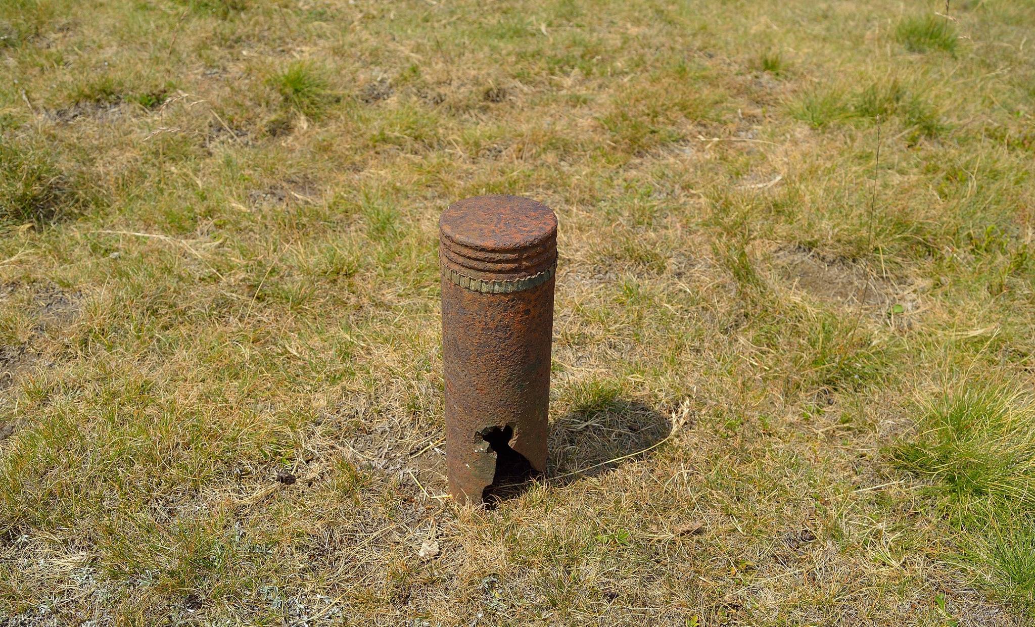  Vârful Farcul Mic - Tubul unui proiectil - Andrei Pahomi