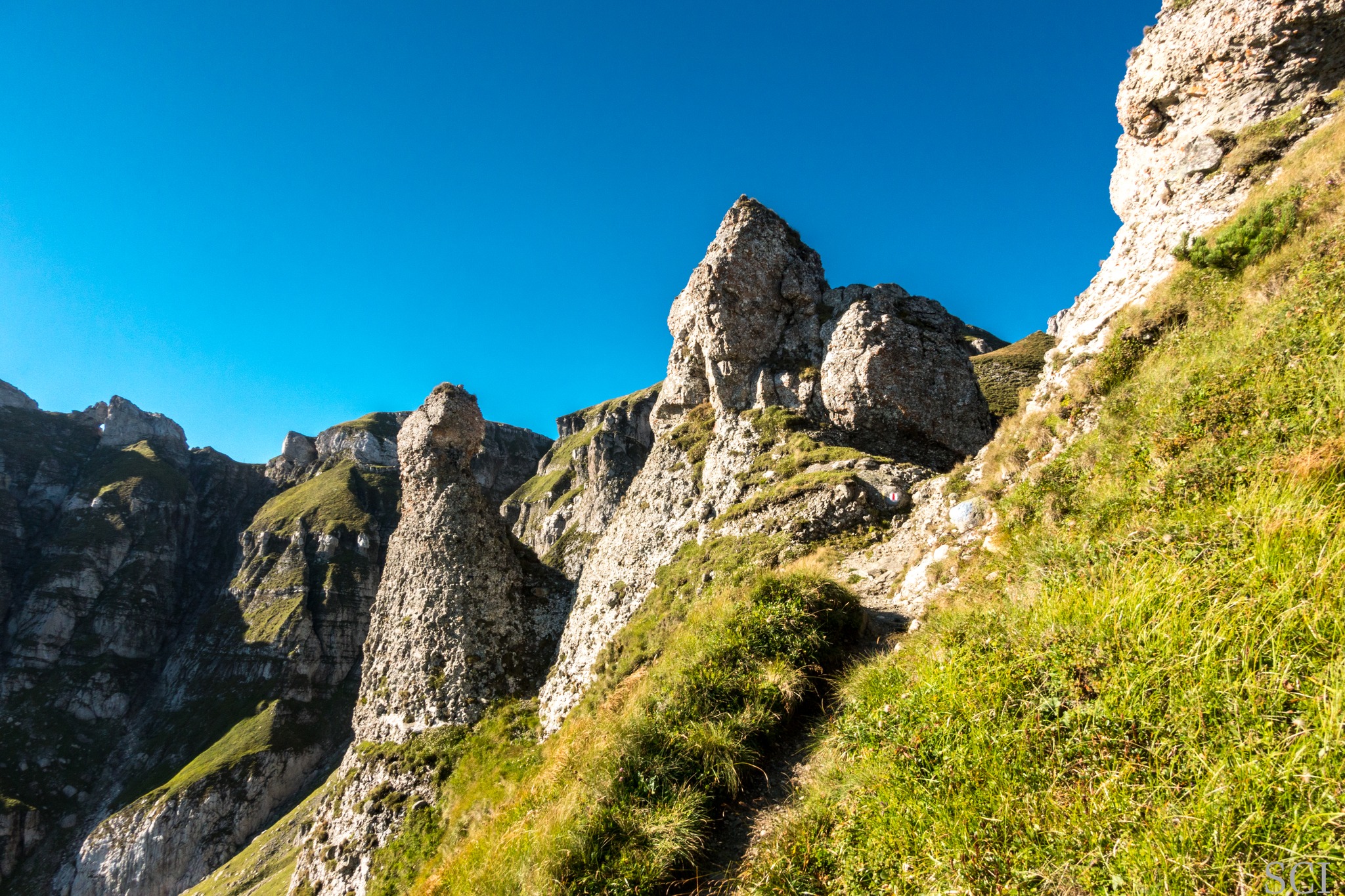  Urcare spre Turnurile Țigănești - Csaba-Ilie Silvesan