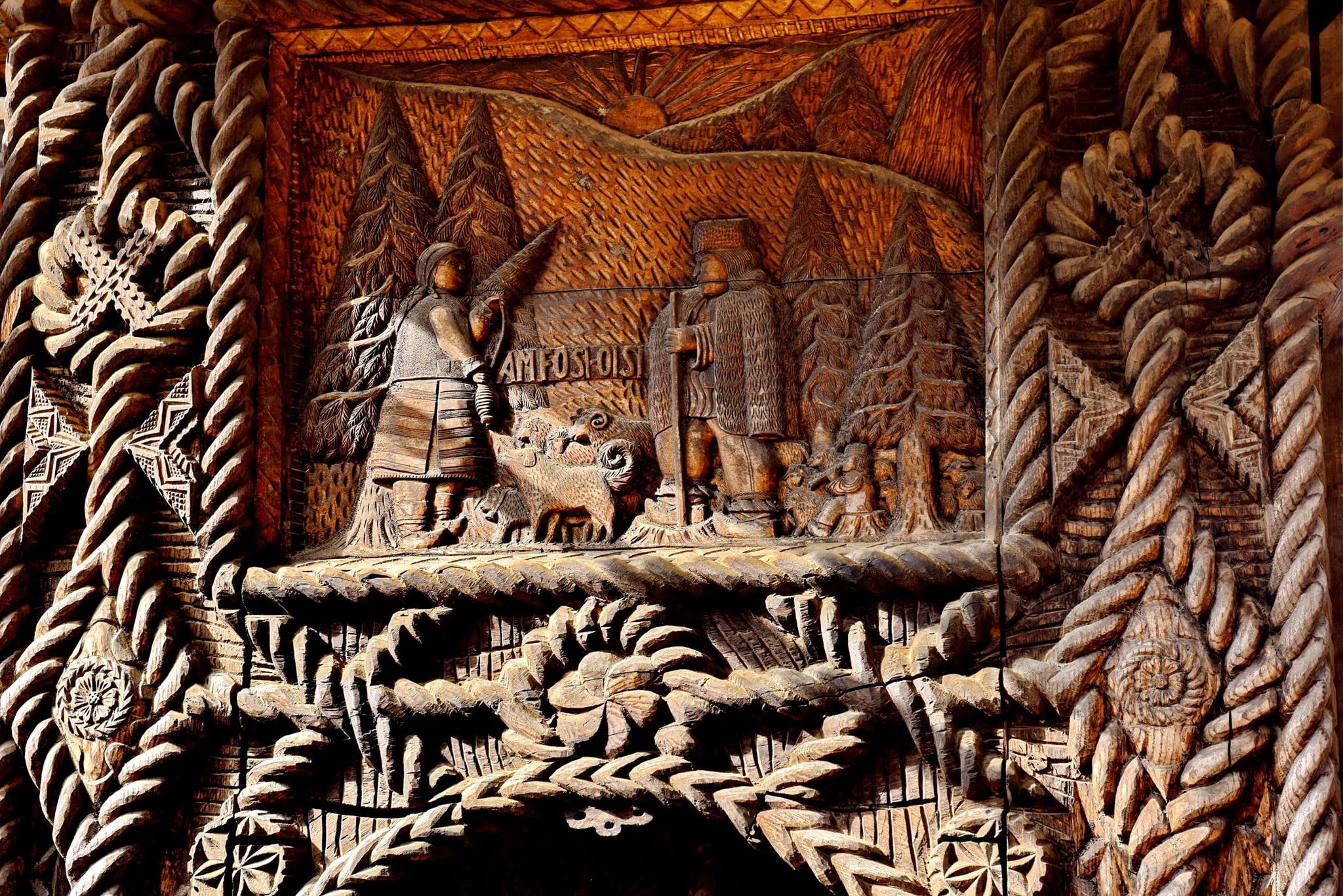  Detaliu mestesugaresc in portile maramuresene - Eco Maramureș