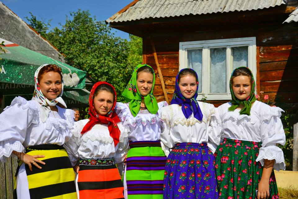  Fete din Maramures - Sorin Lazar