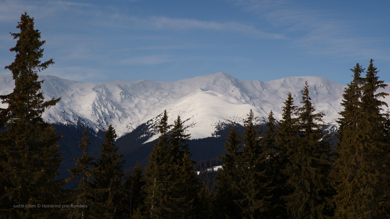 Munții Iezer Păpușa Munții Iezer Păpușa