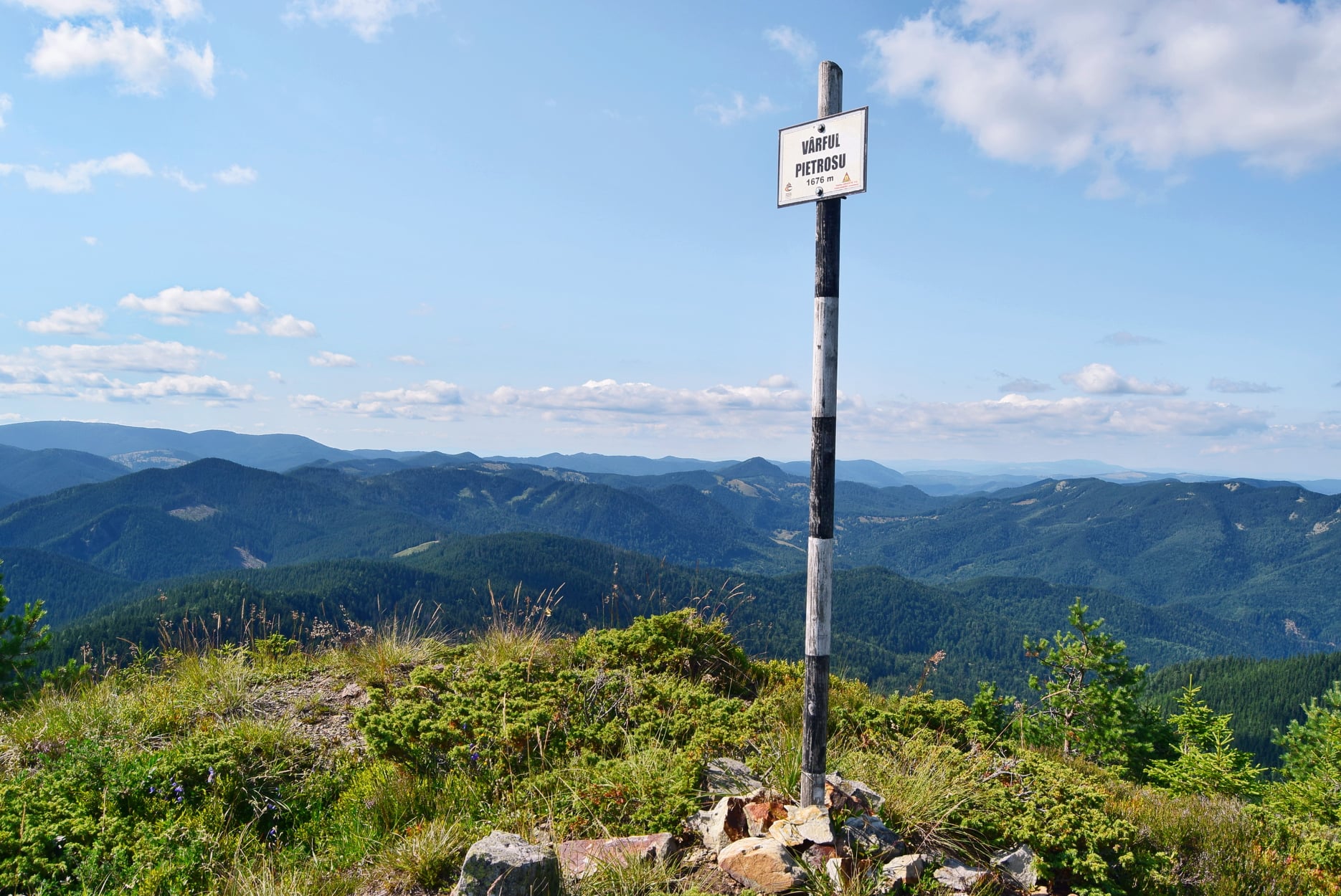  Pe Vârful Pietrosu Vrancei - Andrei Raftopol