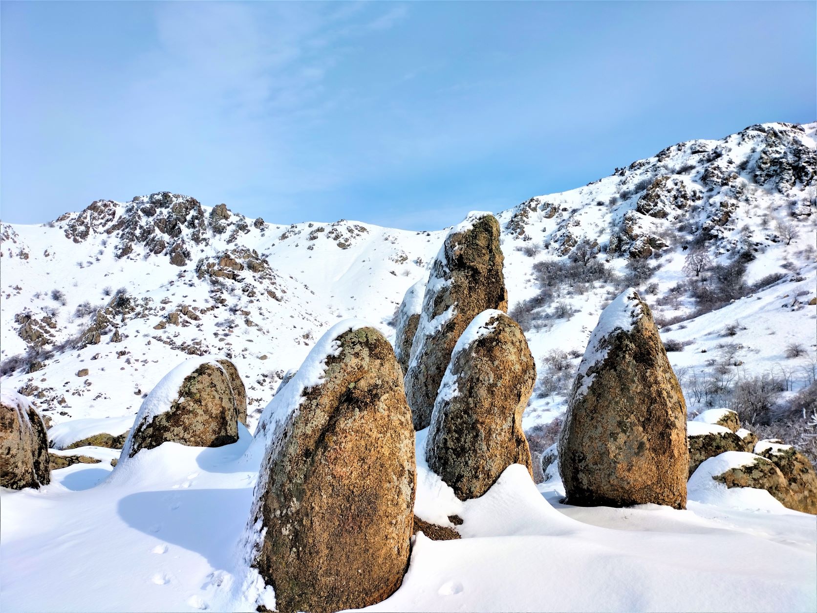  Pietrele lui Teo, monoliți granitici - Catalin Covrig