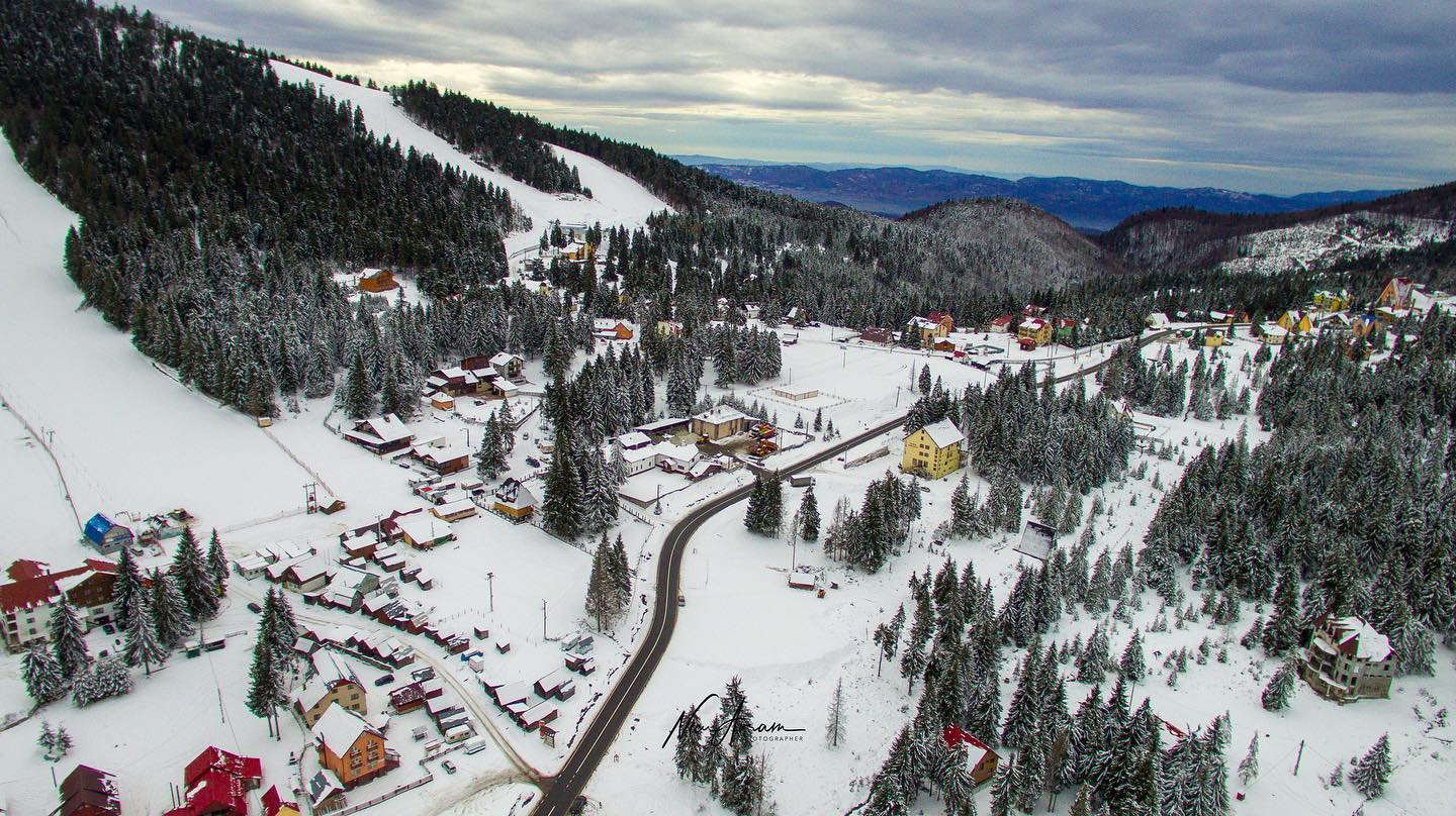  Satul de vacanta Vartop-Arieseni - Nicu Avram Foto