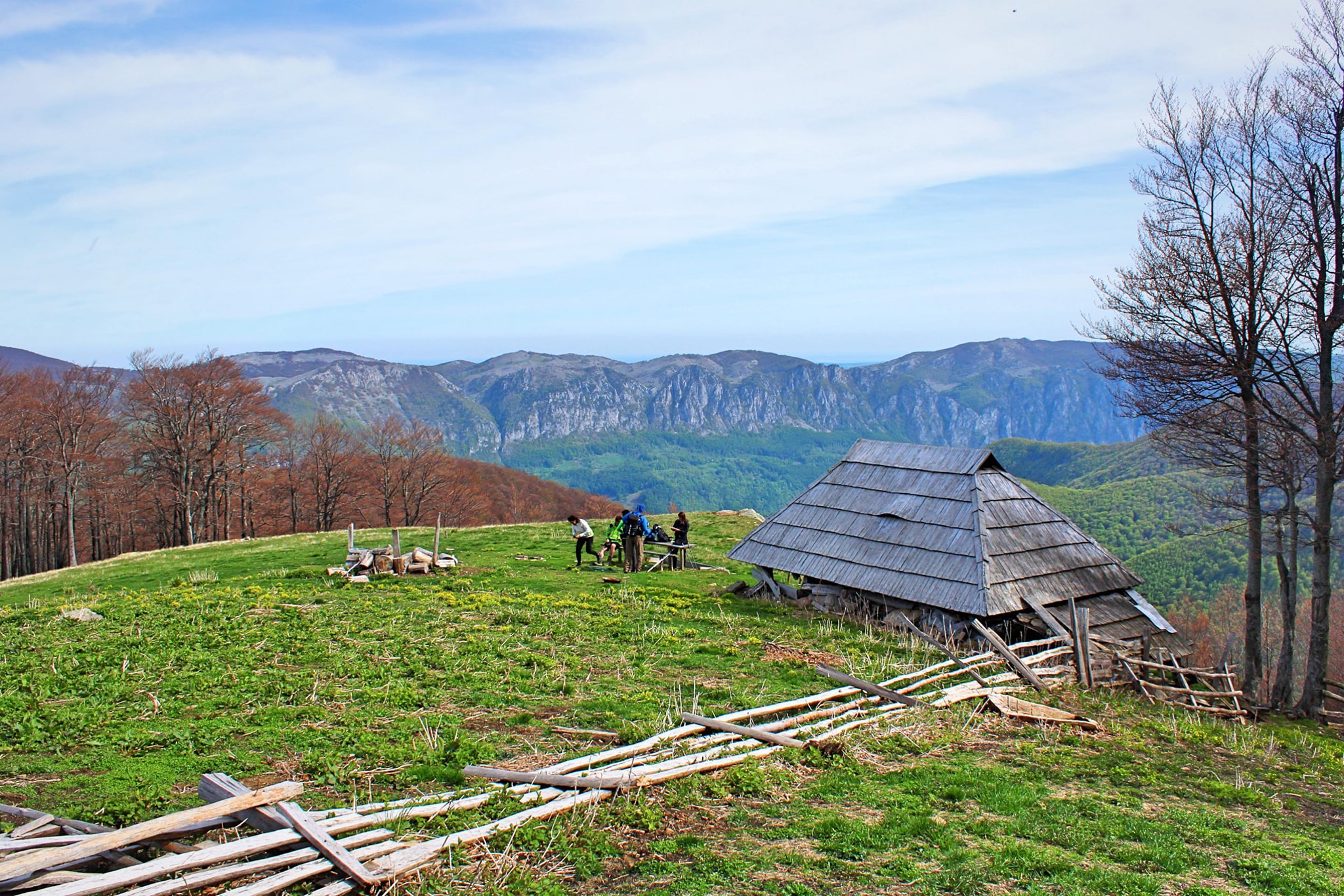  Stana de sub Vlașcu Mic - Sima Constantin