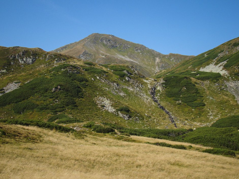  03mn img 09pr vf ineu vazut de langa lacul lalamare 0