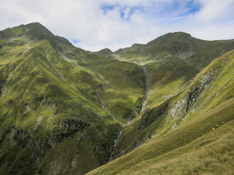  07mn img 46ta catre saua podragului si izvoarele podu giurgiului 2