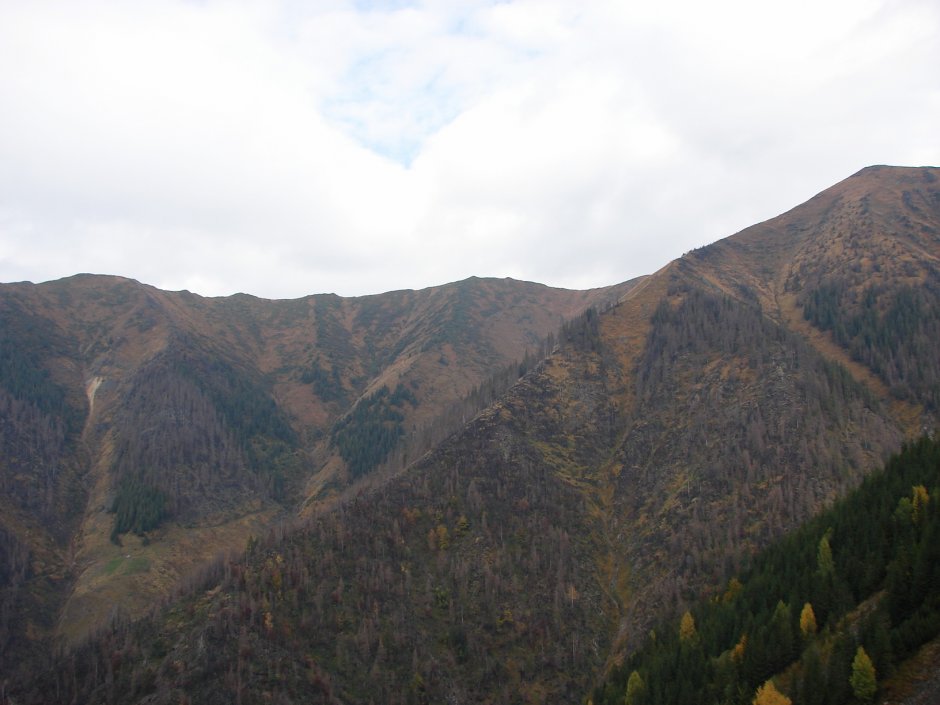  08mn img vedere din gura baii spre creasta toroiegii - 09