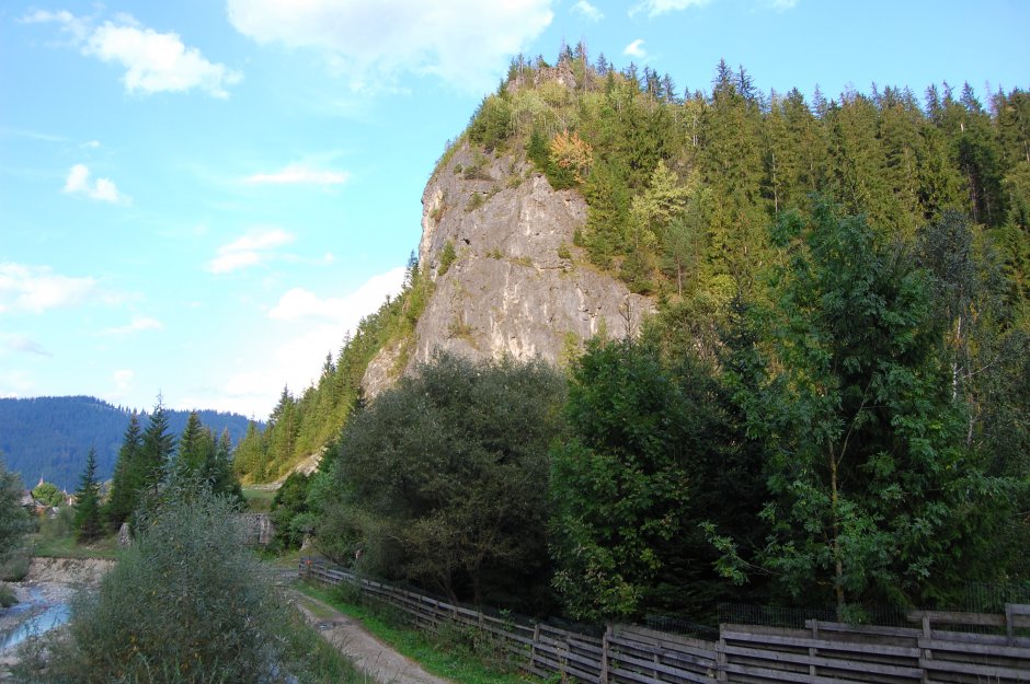  16mn img 17pr cheile izvorul alb 0