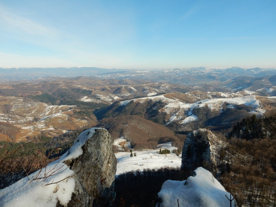  17mn img 53pa vedere de pe masivul vulcan inspre nord 0