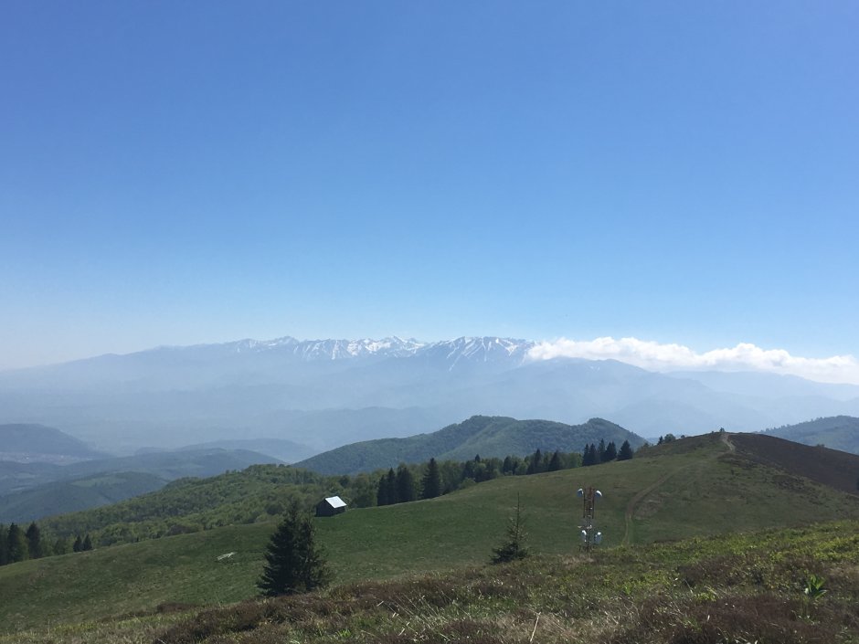  23mn img 13ca fagaras vazut de pe magura 2