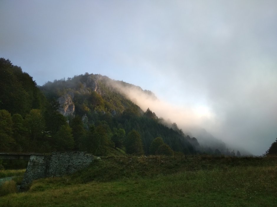  25mn img 18tg vedere spre izbucul cernei 0