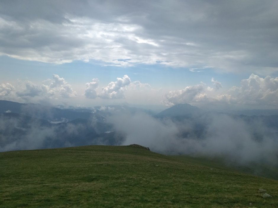  25mn img 18tg vedere spre piatra closanilor 2 3