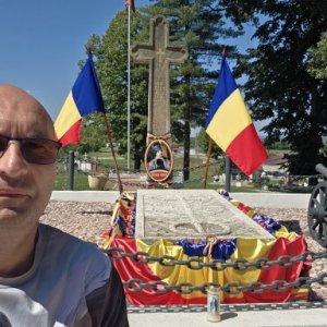 imaginea utilizatorului Mădă Mike