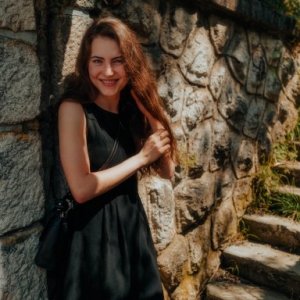 imaginea utilizatorului Ana-SimonaTazlauanu